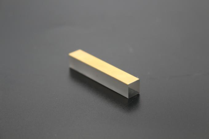 9 X 9 X 25 mm LiNbO3 EO Q 스위치용 피에조 전기 효과 결정 0